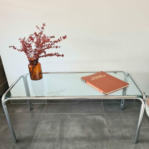 Table basse en verre et chrome