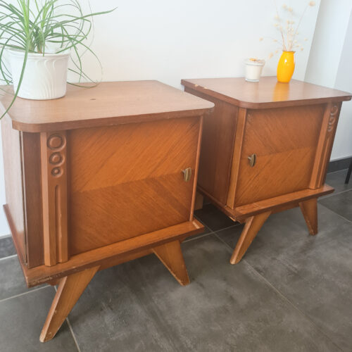 Paire de Tables de Chevet Rétro avec Pieds Biseautés – Image 9