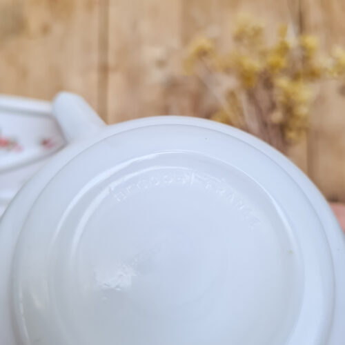 Tasses Arcopal Fleur Rouge - Élégance Florale Vibrante pour Vos Instants Café – Image 4